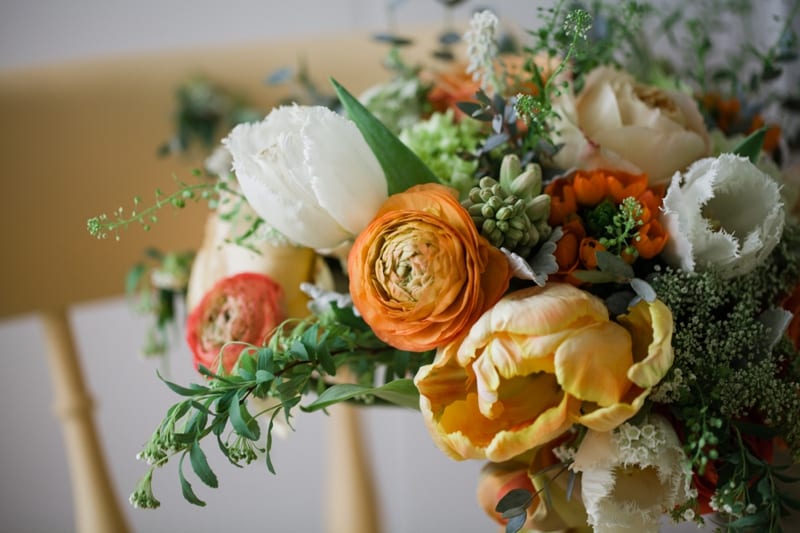 peach and green bouquet_0077